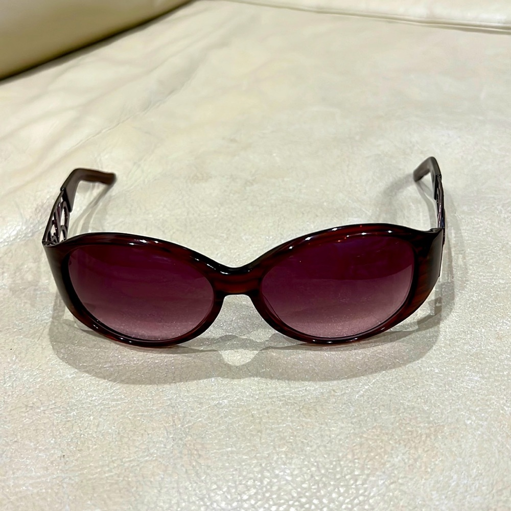 Oscar de la Renta sunglasses (wide)